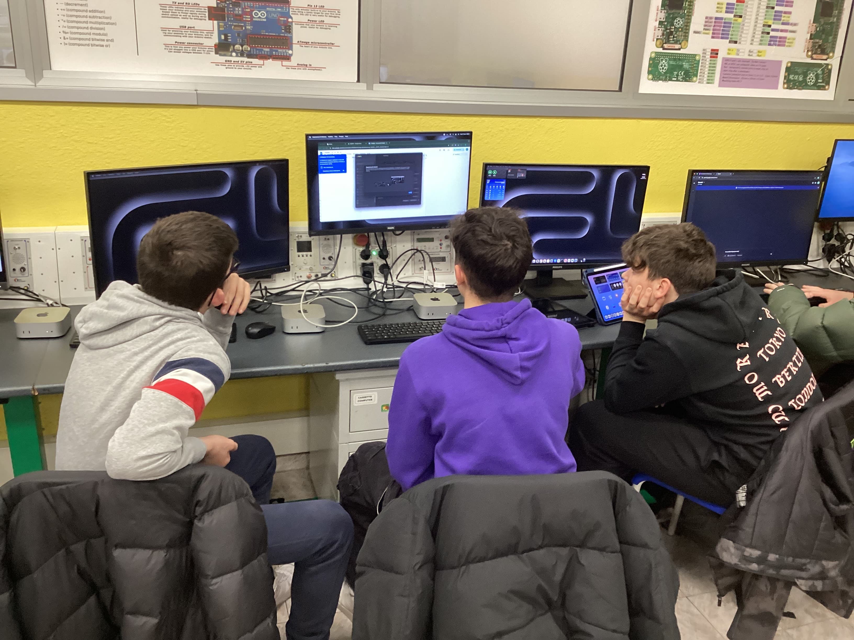 Lavoro di gruppo in classe