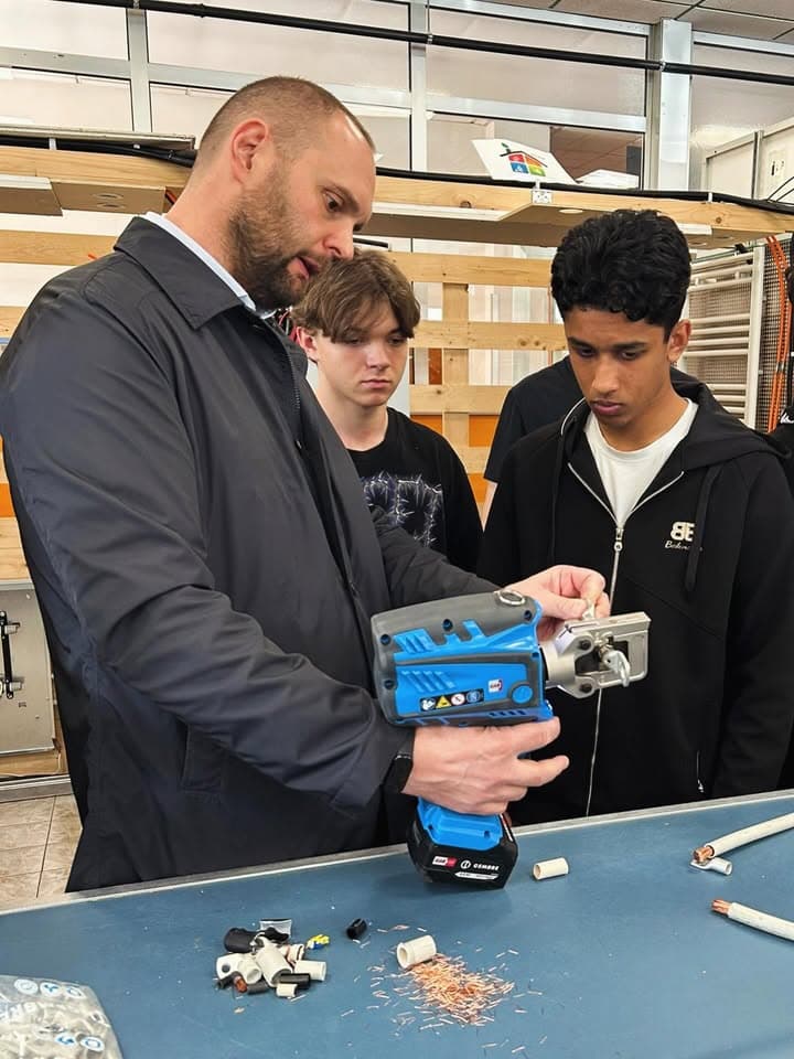 Formazione con Cembre